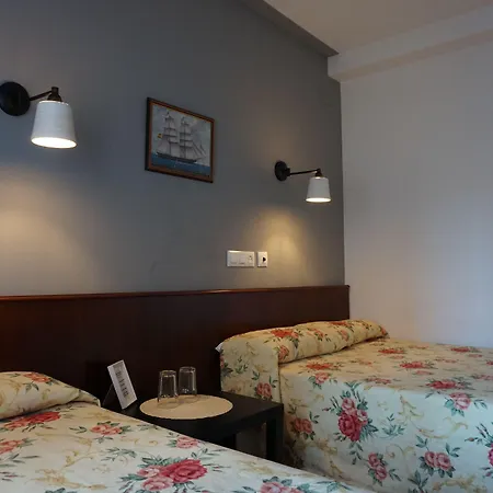 Bella Dolores Hotell 2*