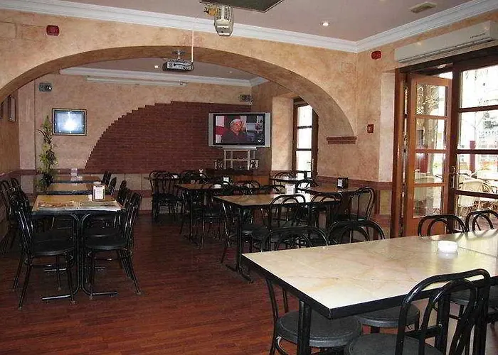 Bella Dolores Отель 2*