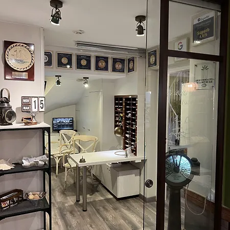 Bella Dolores Готель