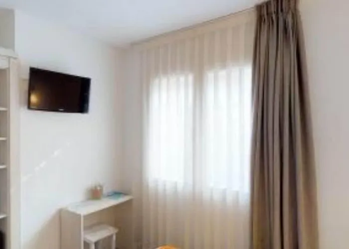 Bella Dolores Hotel 2*